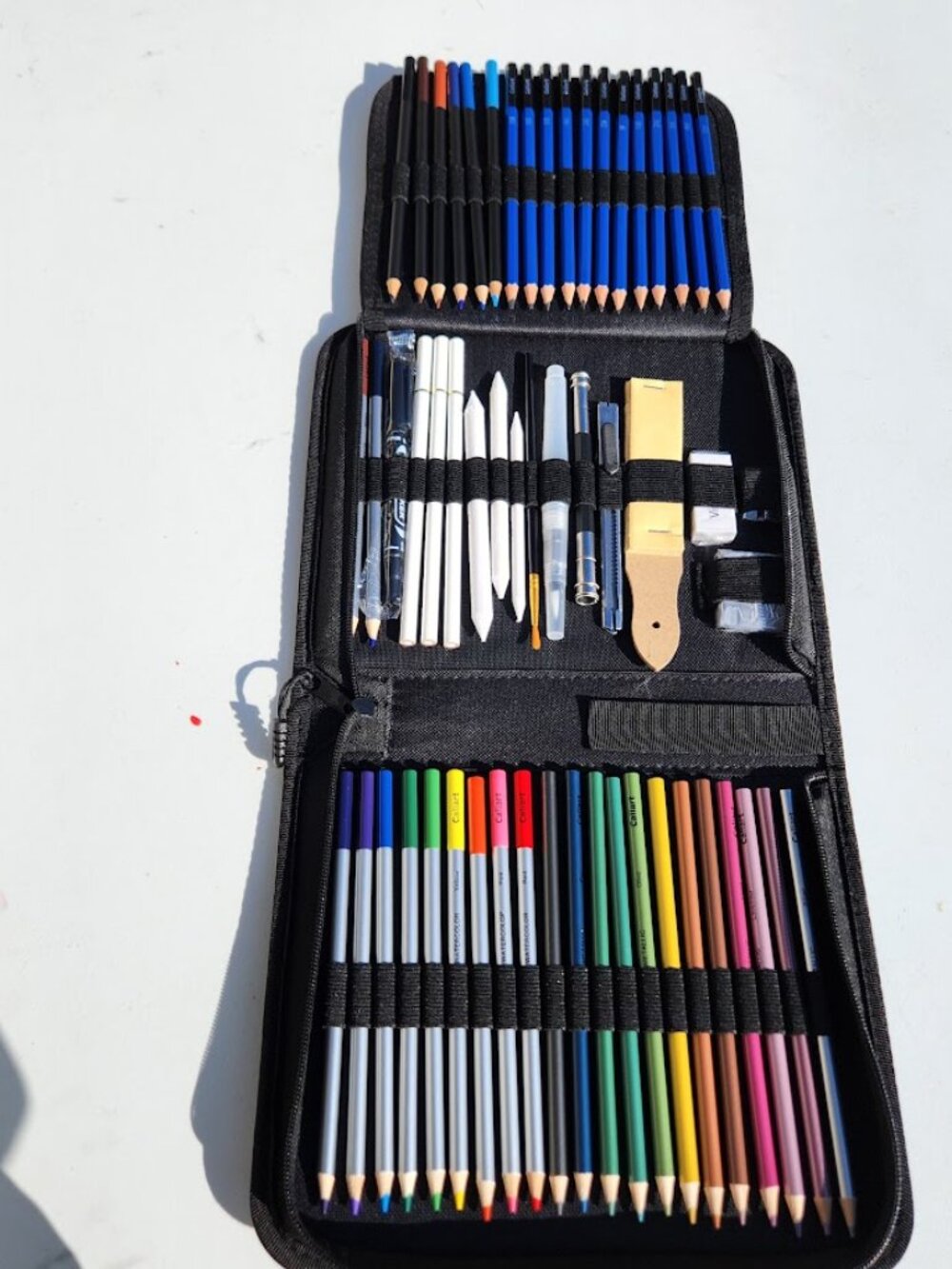 NEW Caliart 76 Piece Art Kit Supplies Watercolor Pencils Charcoal Travel Case Co